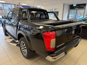 Used Nissan Navara 2017 for sale - 77675269: Photo