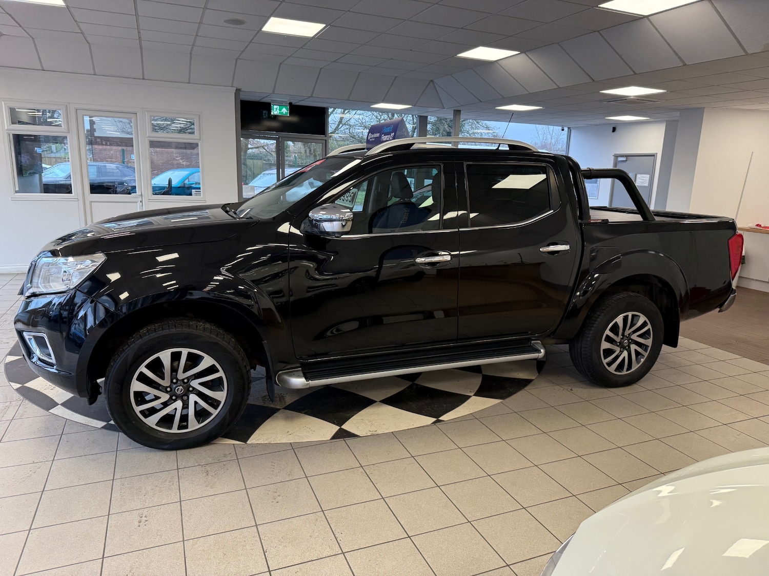 Used Nissan Navara 2017 for sale - 77675269: Photo 5