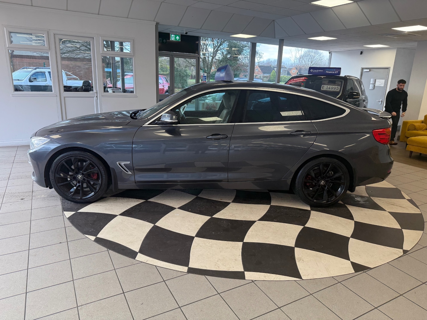 Used BMW 3 Series 2013 for sale - 76845440: Photo 7