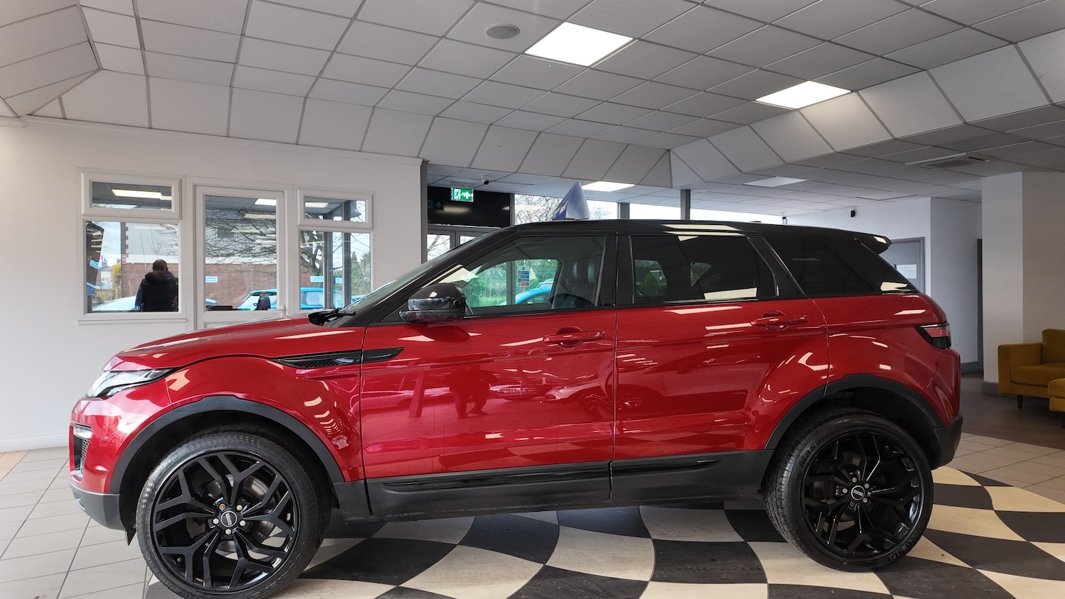Used Land Rover Range Rover Evoque 2018 for sale - 76706349: Photo 4