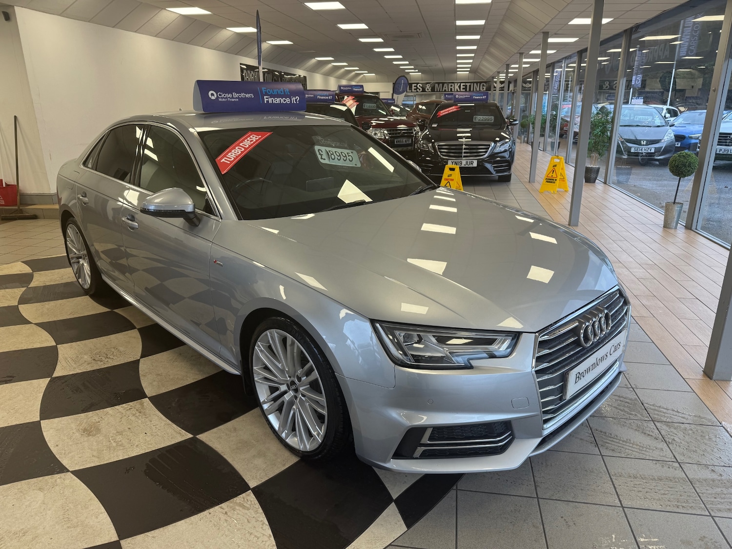 Used Audi A4 2016 for sale - 77149674: Photo 1