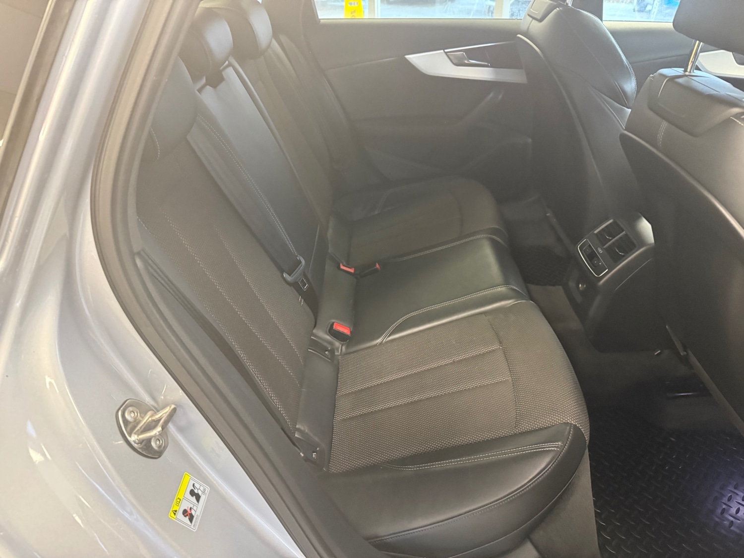 Used Audi A4 2016 for sale - 77149674: Photo 37