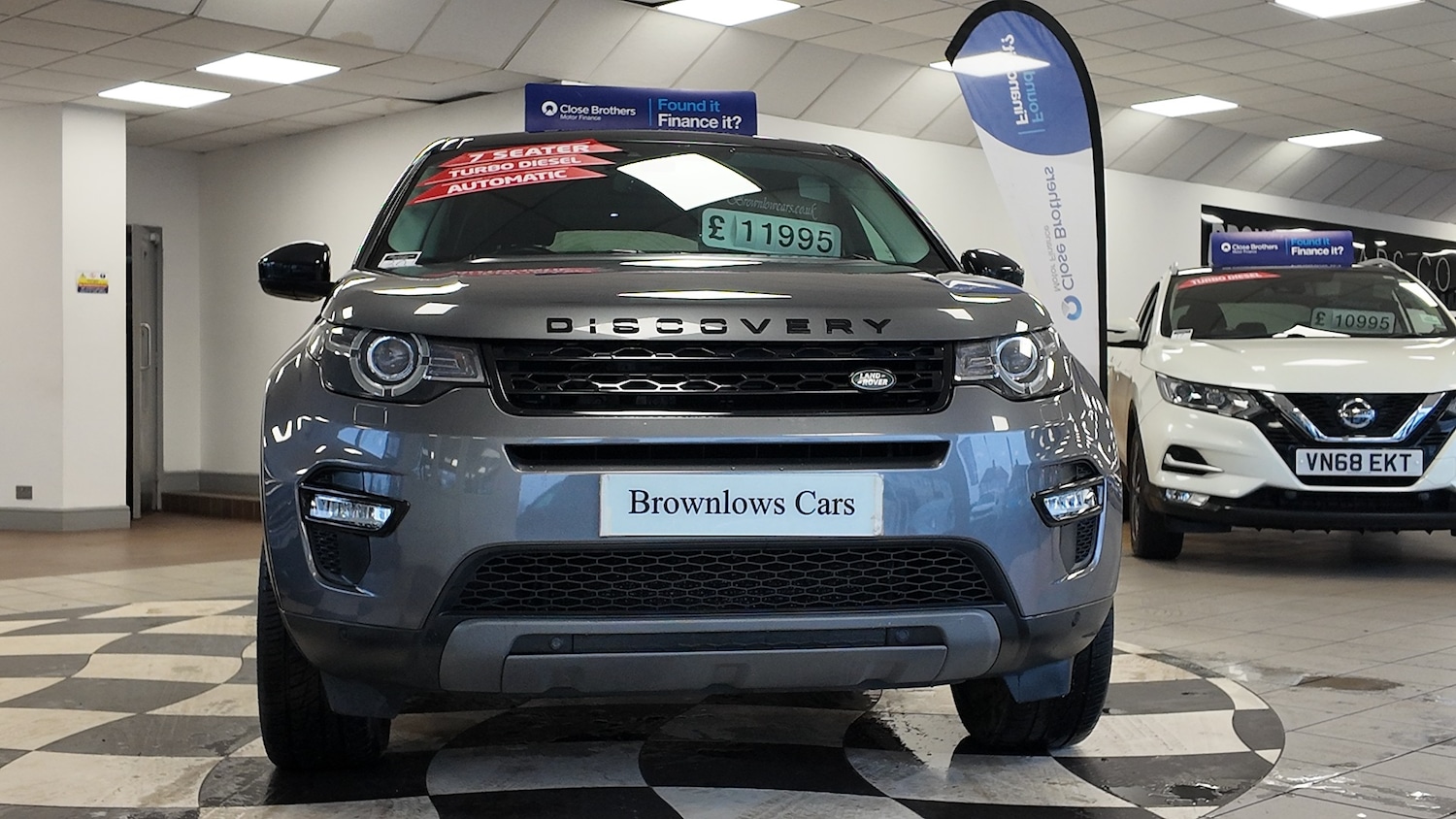 Used Land Rover Discovery Sport 2017 for sale - 77431450: Photo 2