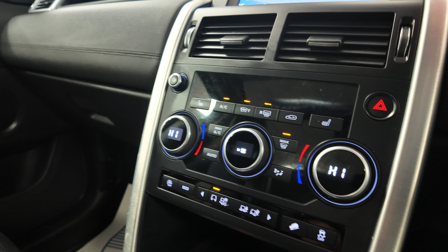 Used Land Rover Discovery Sport 2017 for sale - 77431450: Photo 20