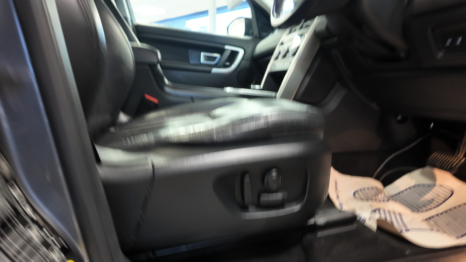 Used Land Rover Discovery Sport 2017 for sale - 77431450: Photo 26