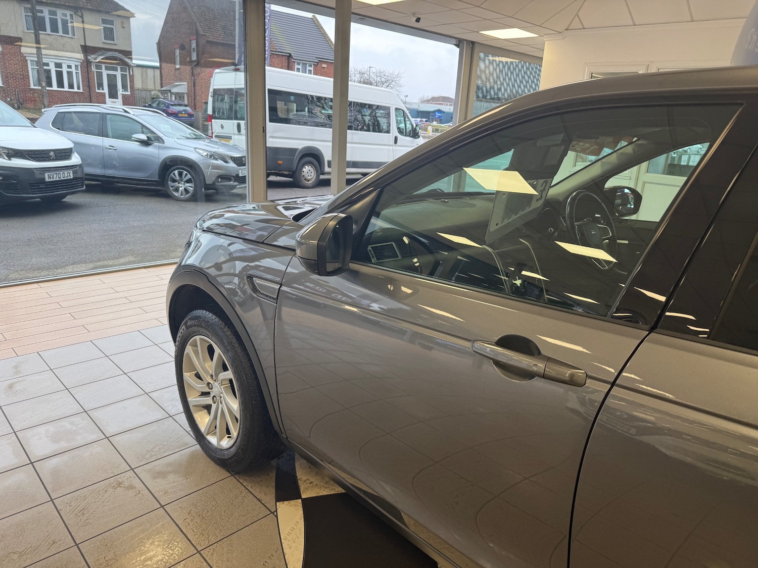 Used Land Rover Discovery Sport 2017 for sale - 77404379: Photo 16