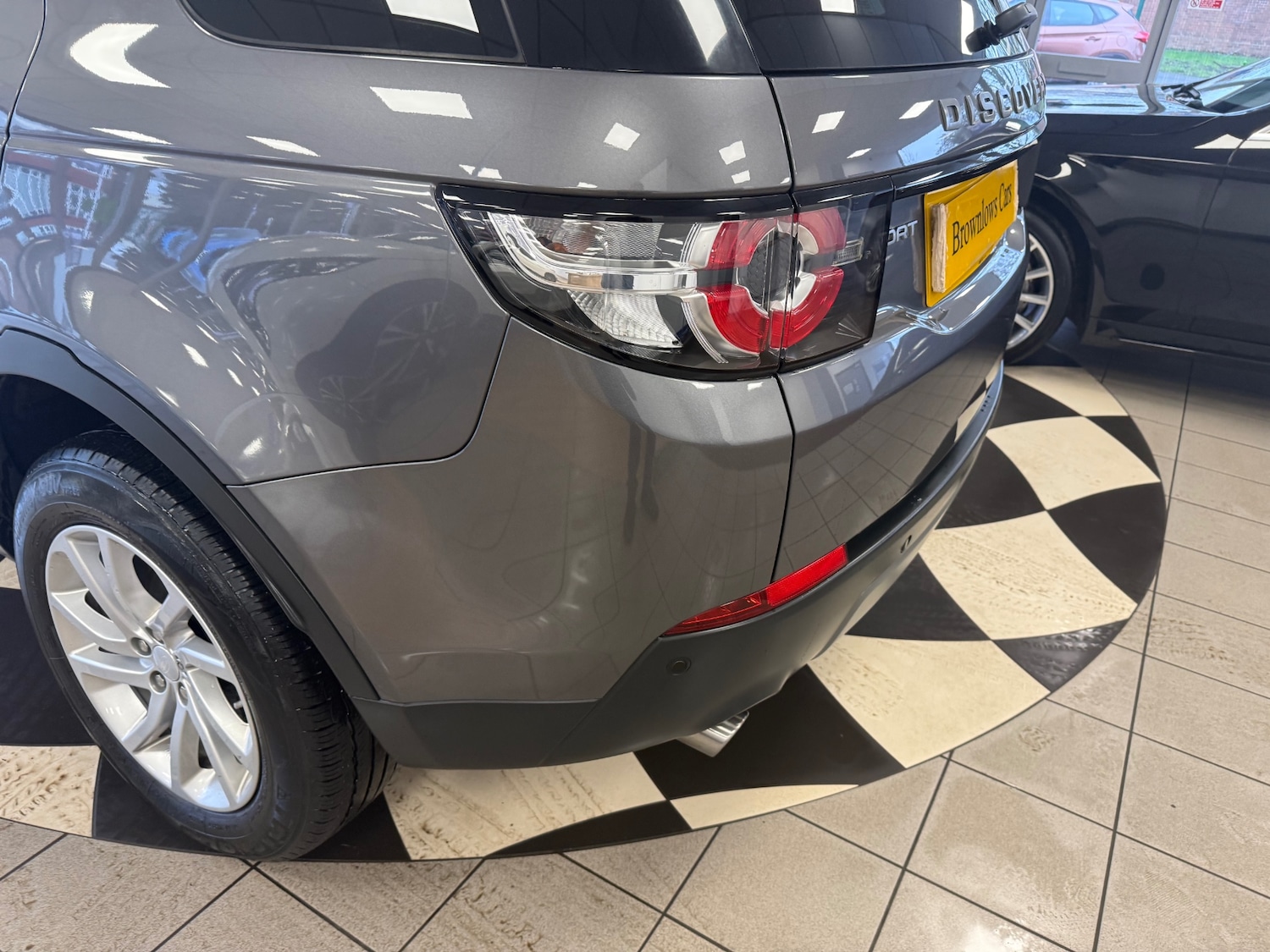 Used Land Rover Discovery Sport 2017 for sale - 77404379: Photo 17