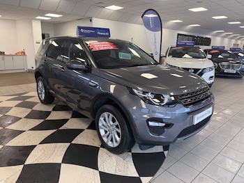 Used Land Rover Discovery Sport 2017 for sale - 77404379: Photo