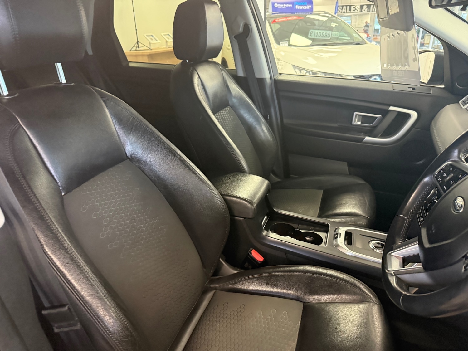 Used Land Rover Discovery Sport 2017 for sale - 77404379: Photo 26