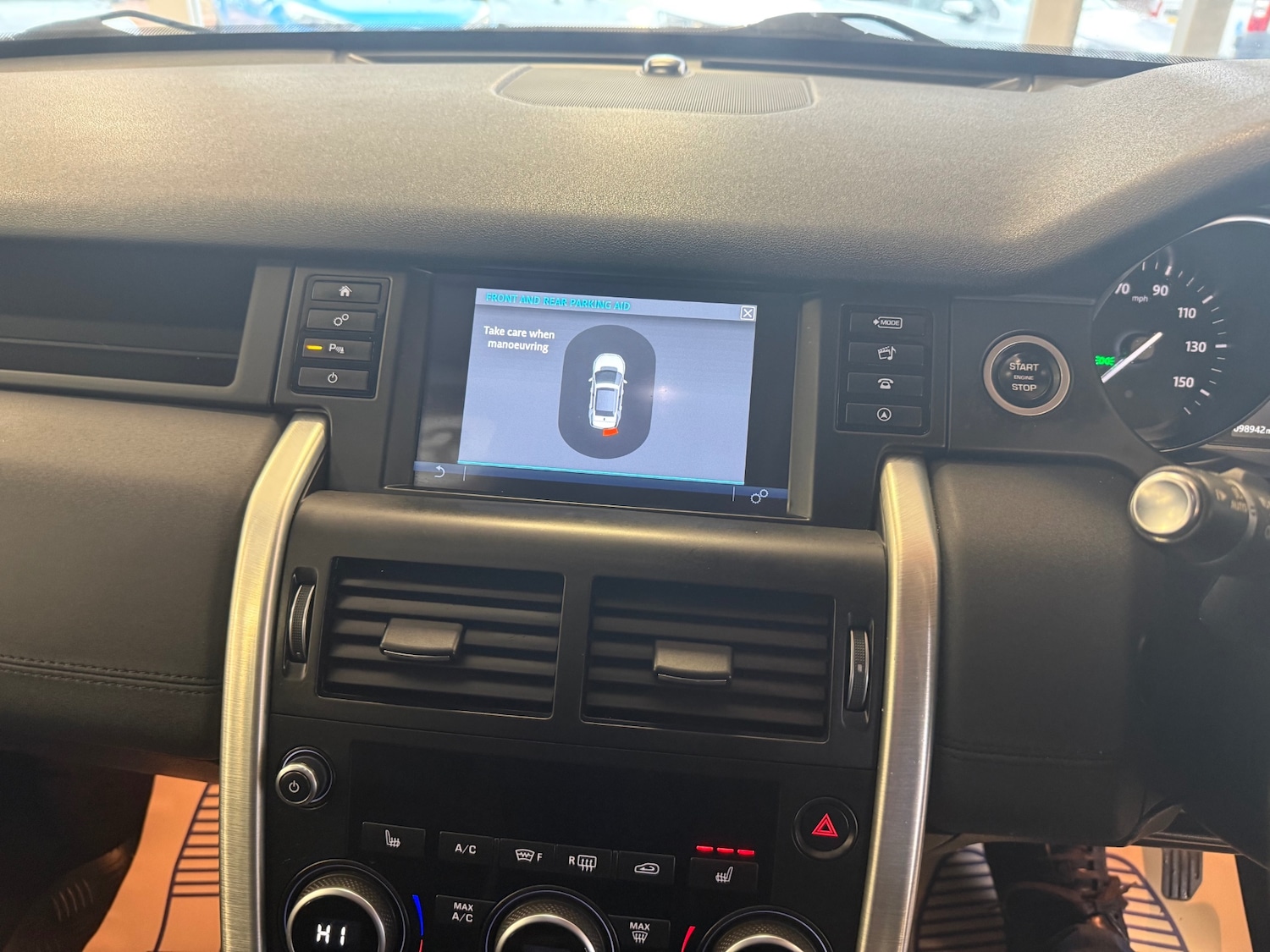 Used Land Rover Discovery Sport 2017 for sale - 77404379: Photo 30