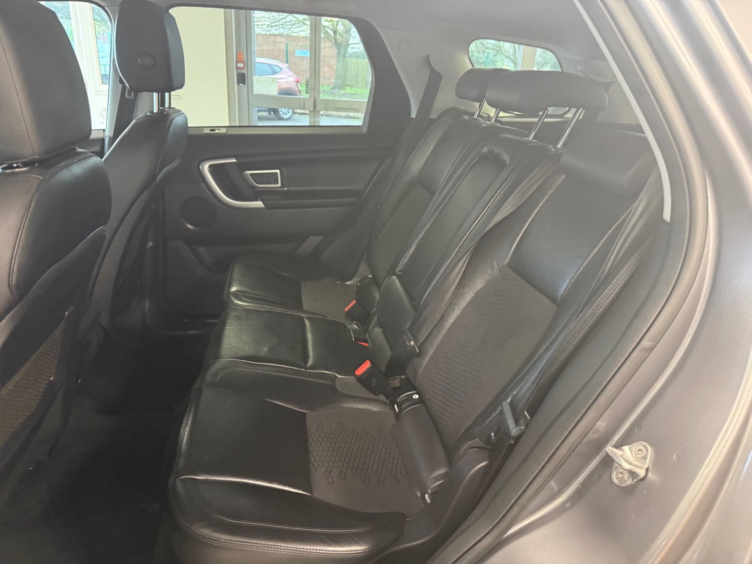 Used Land Rover Discovery Sport 2017 for sale - 77404379: Photo 39