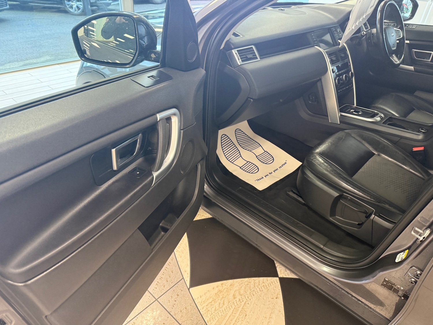 Used Land Rover Discovery Sport 2017 for sale - 77404379: Photo 41