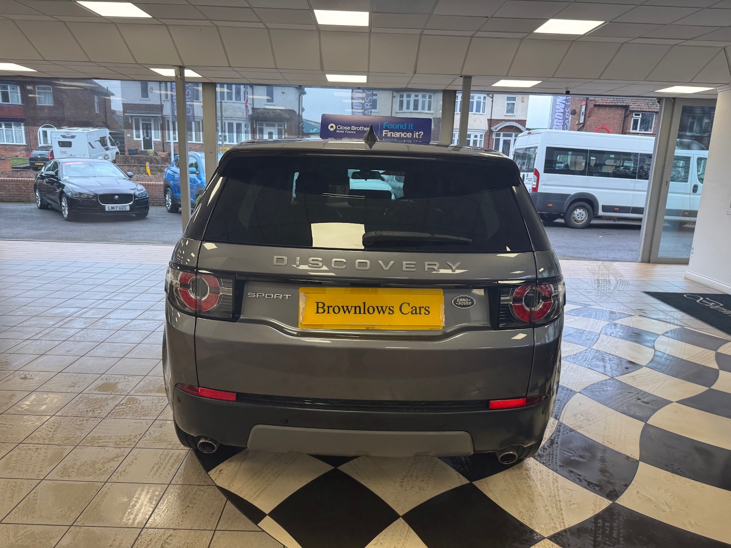 Used Land Rover Discovery Sport 2017 for sale - 77404379: Photo 6
