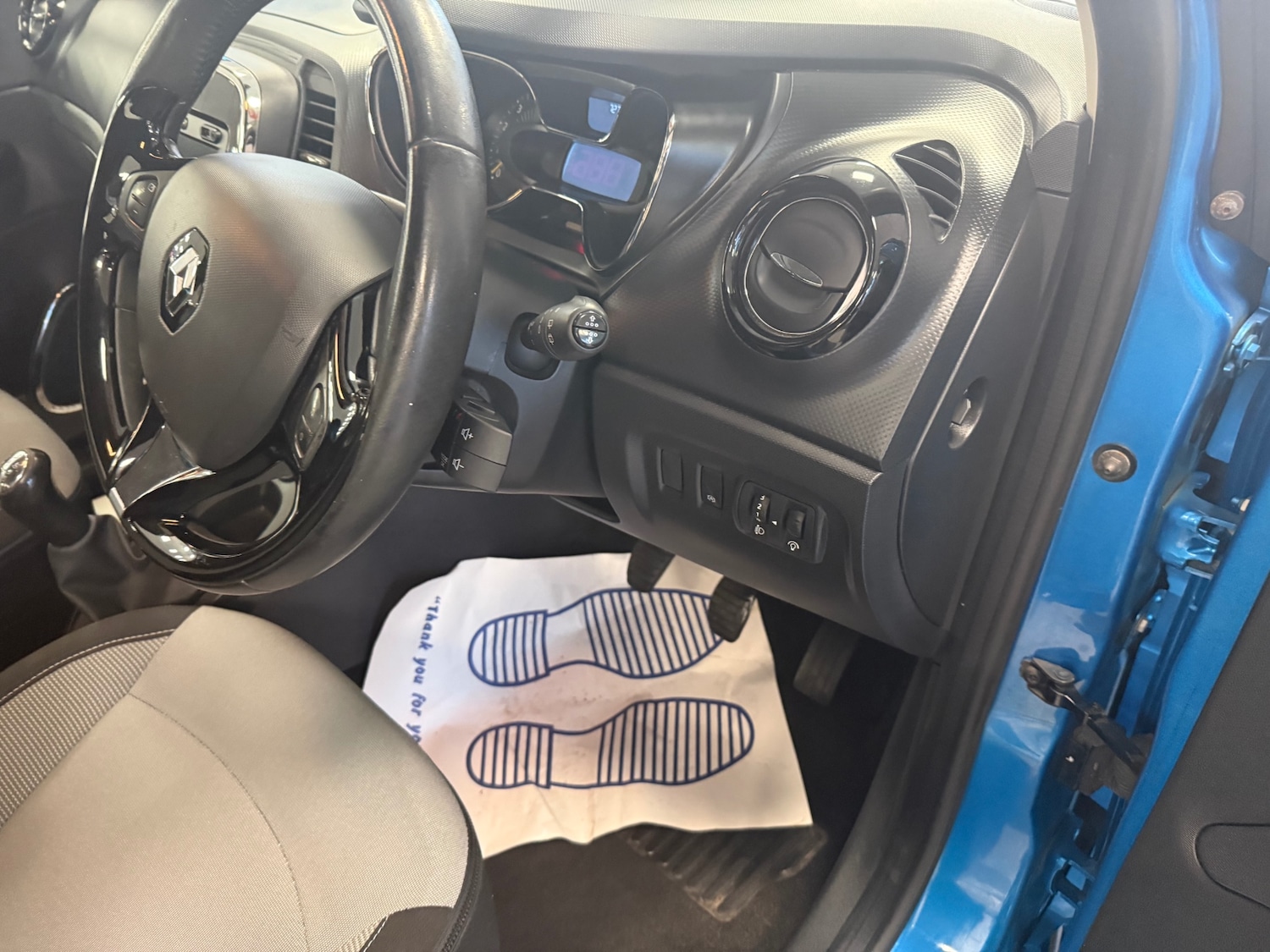 Used Renault Captur 2014 for sale - 76392538: Photo 25