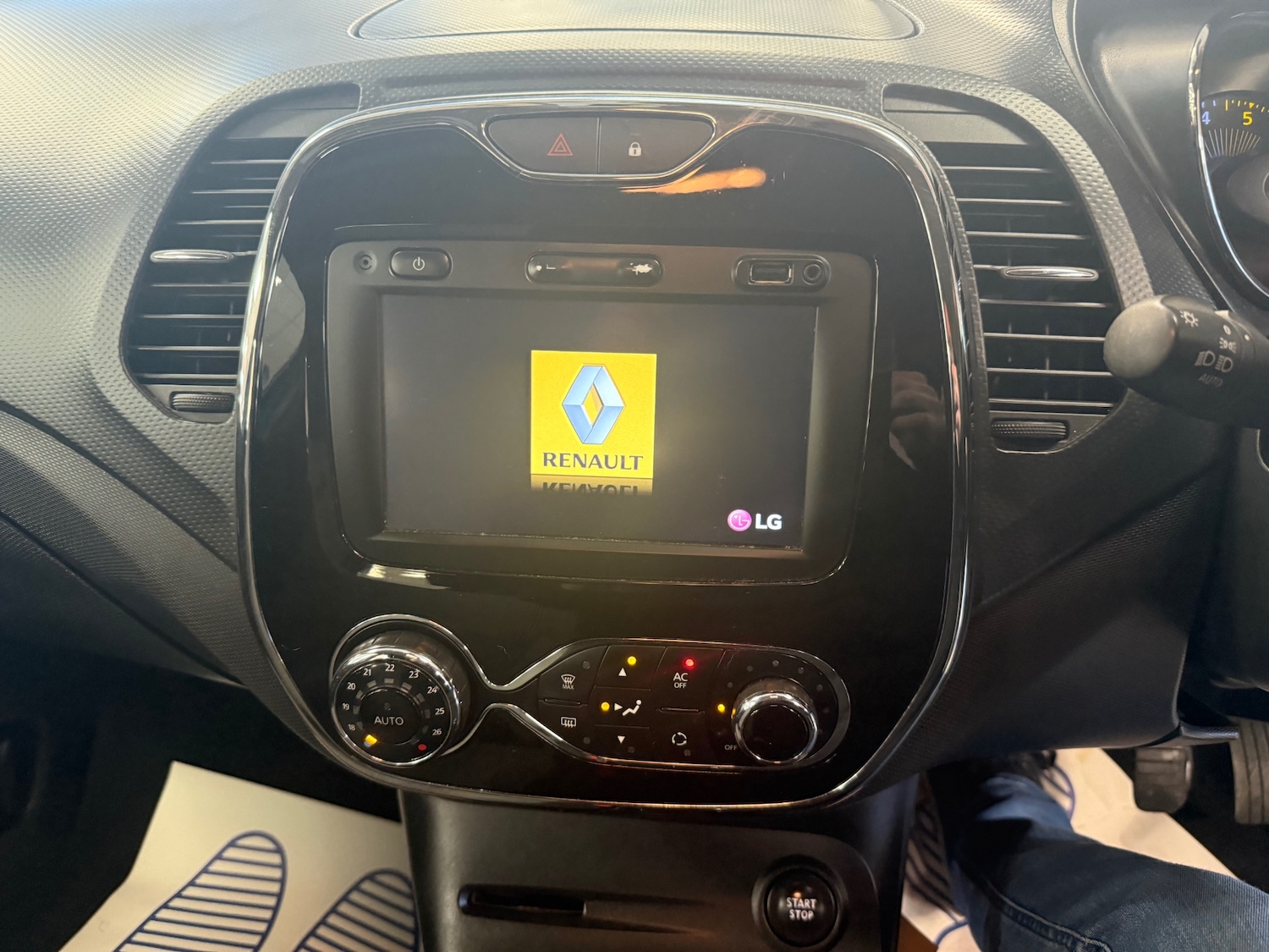 Used Renault Captur 2014 for sale - 76392538: Photo 27