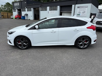 Used Ford Focus 2017 for sale - 78938276: Photo
