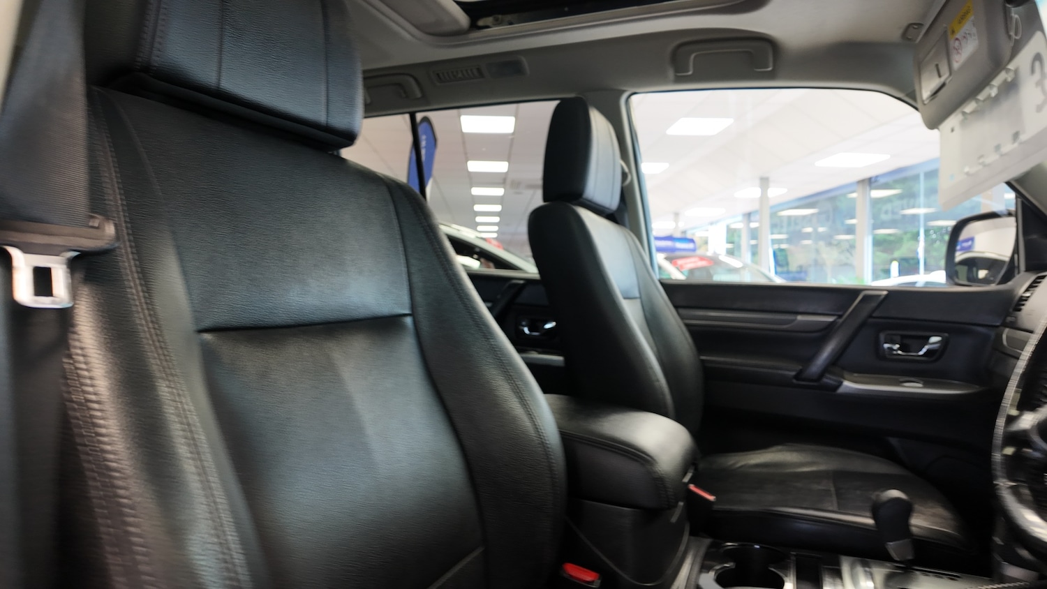 Used Mitsubishi Shogun 2014 for sale - 76421706: Photo 12