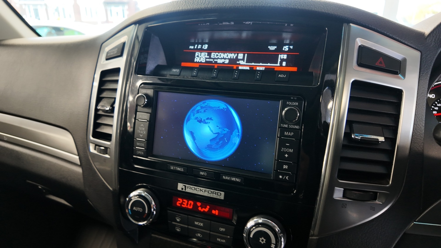 Used Mitsubishi Shogun 2014 for sale - 76421706: Photo 16