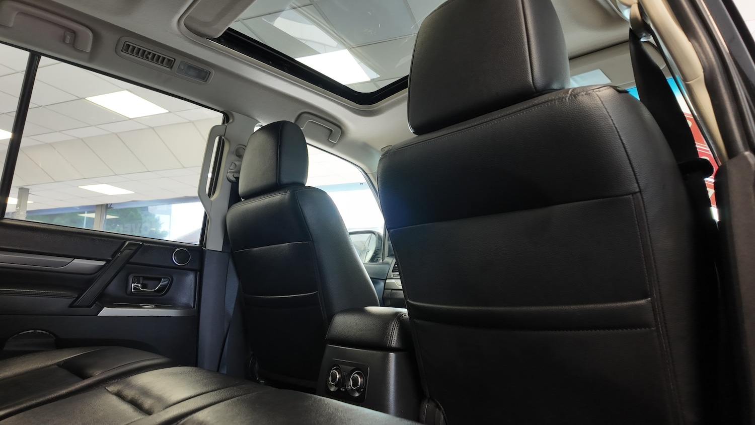 Used Mitsubishi Shogun 2014 for sale - 76421706: Photo 29