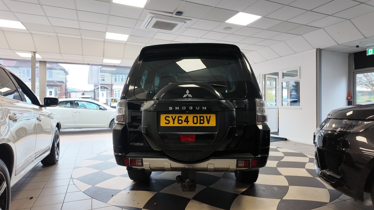 Used Mitsubishi Shogun 2014 for sale - 76421706: Photo 5