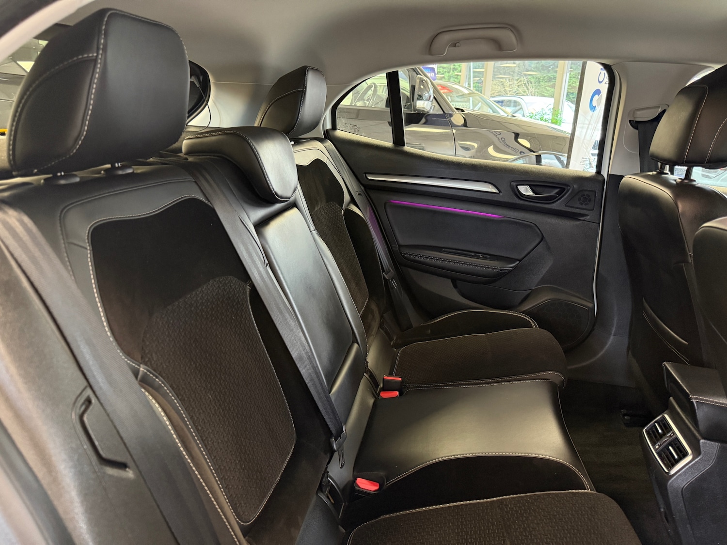 Used Renault Megane 2018 for sale - 76436364: Photo 22