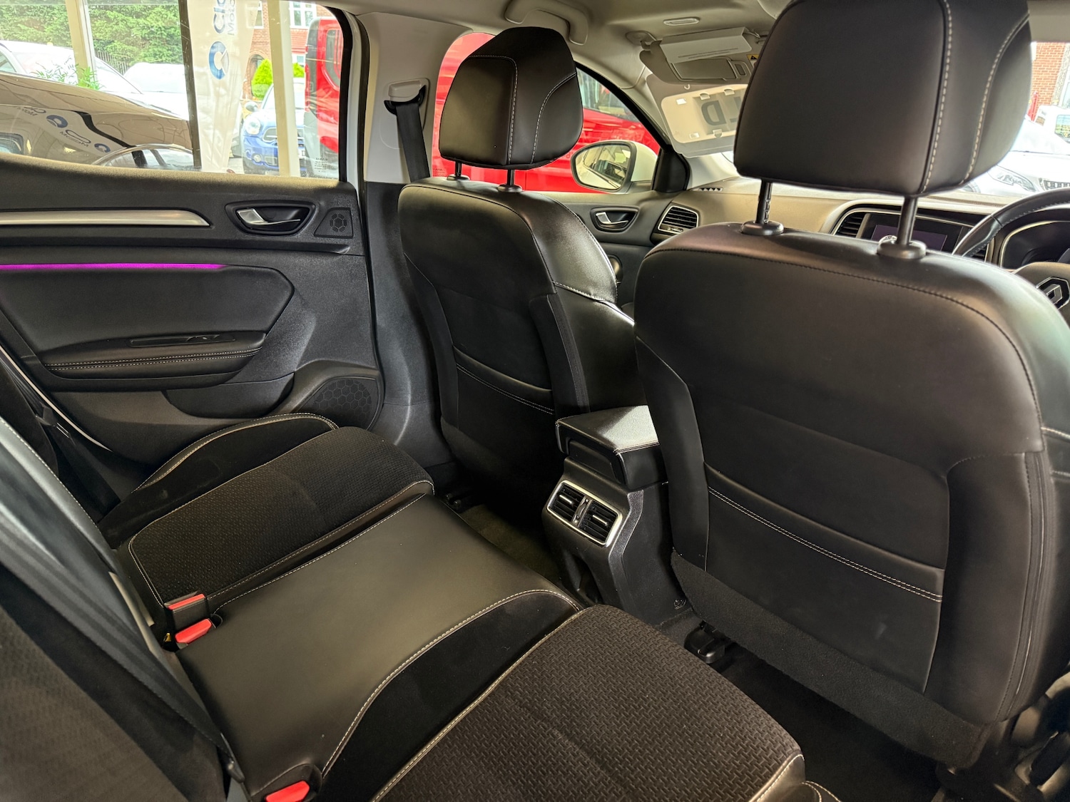 Used Renault Megane 2018 for sale - 76436364: Photo 23