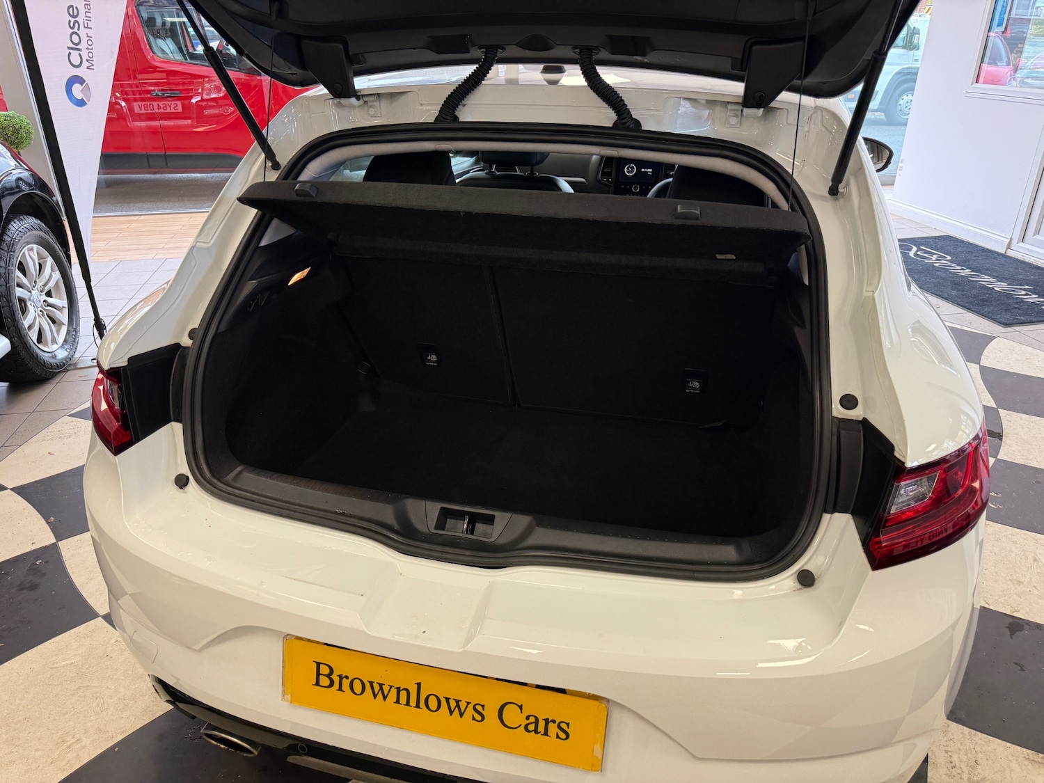 Used Renault Megane 2018 for sale - 76436364: Photo 26