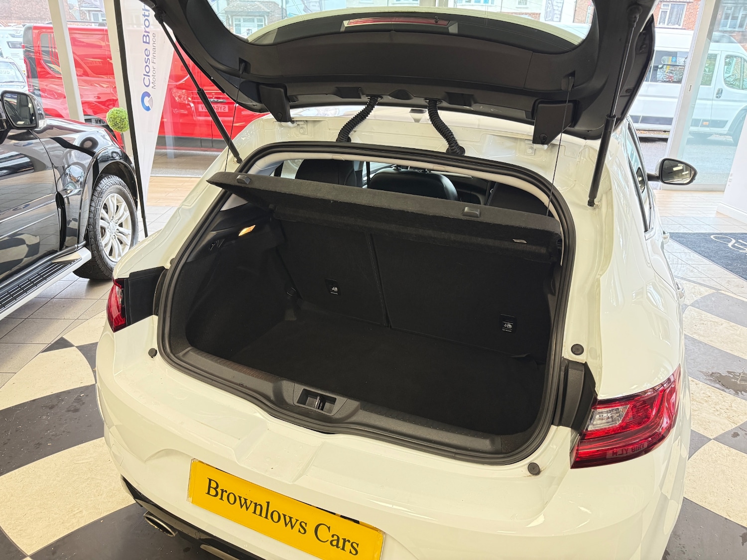 Used Renault Megane 2018 for sale - 76436364: Photo 27