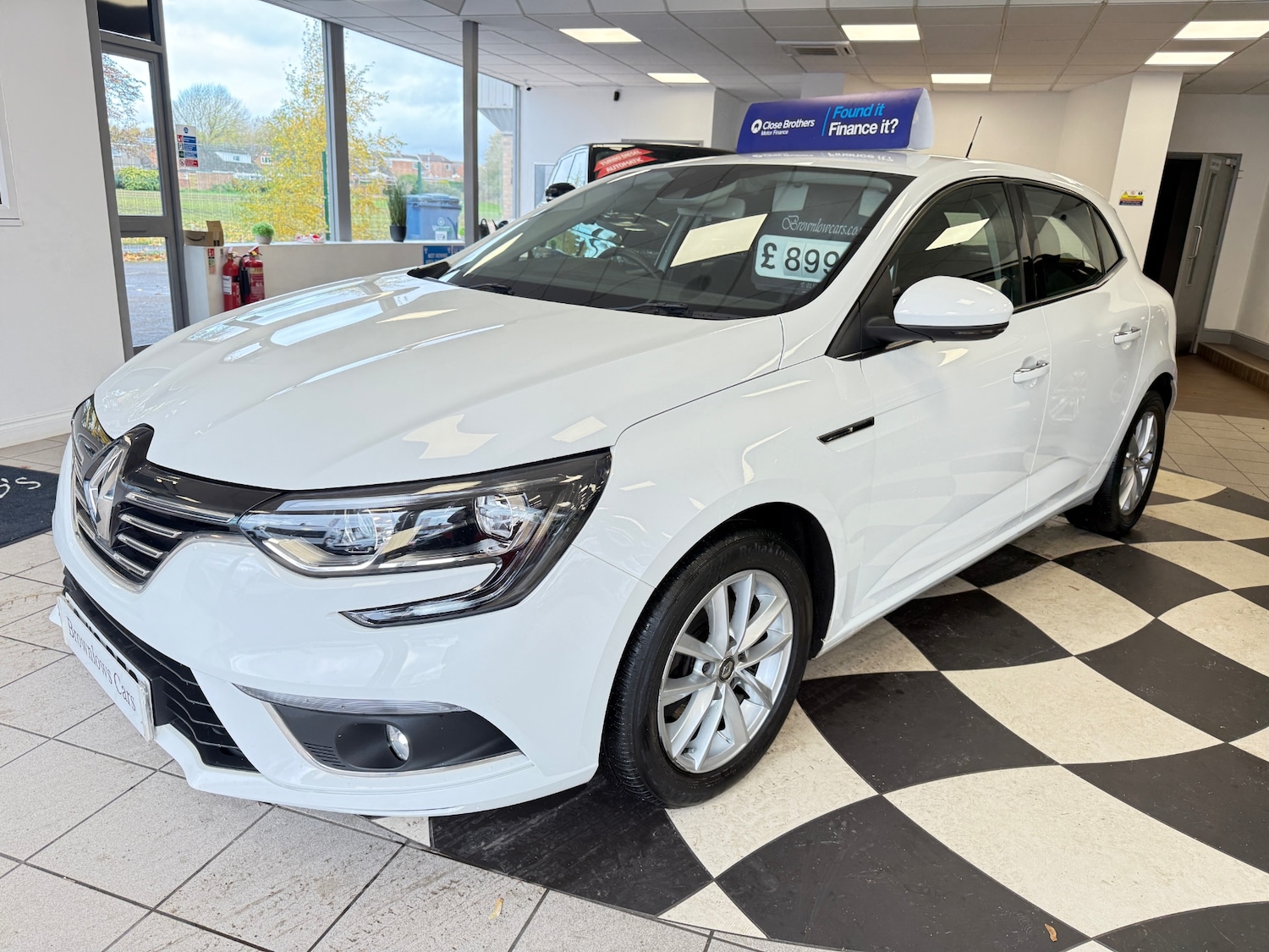 Used Renault Megane 2018 for sale - 76436364: Photo 3