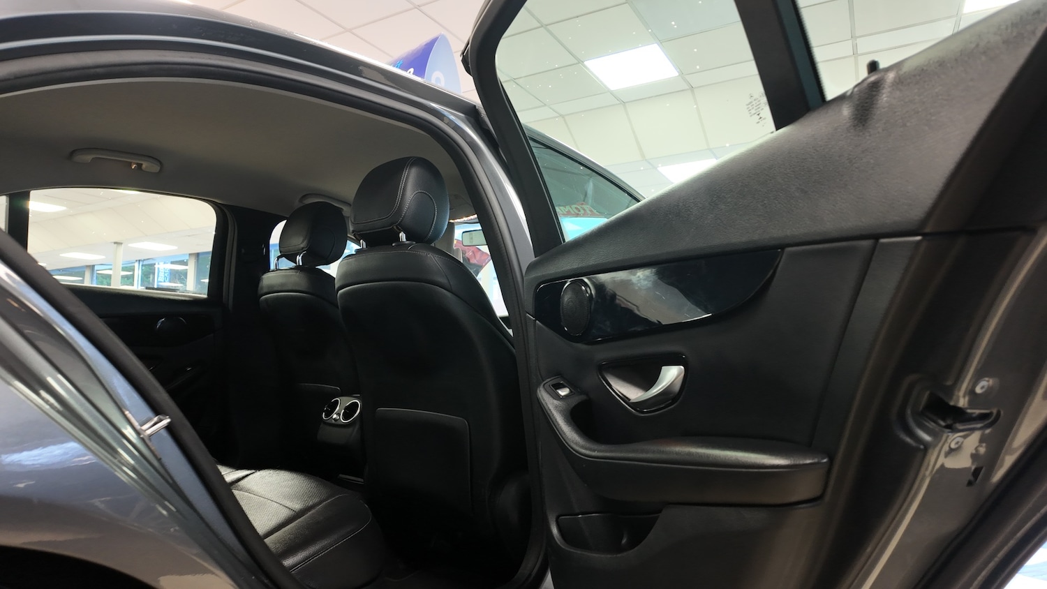 Used Mercedes-Benz C Class 2018 for sale - 77378166: Photo 28