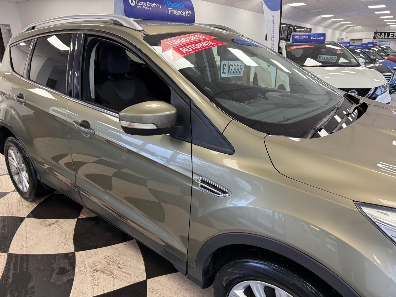 Used Ford Kuga 2015 for sale - 77475316: Photo 10