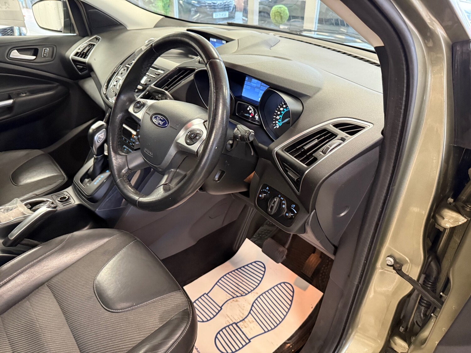 Used Ford Kuga 2015 for sale - 77475316: Photo 25