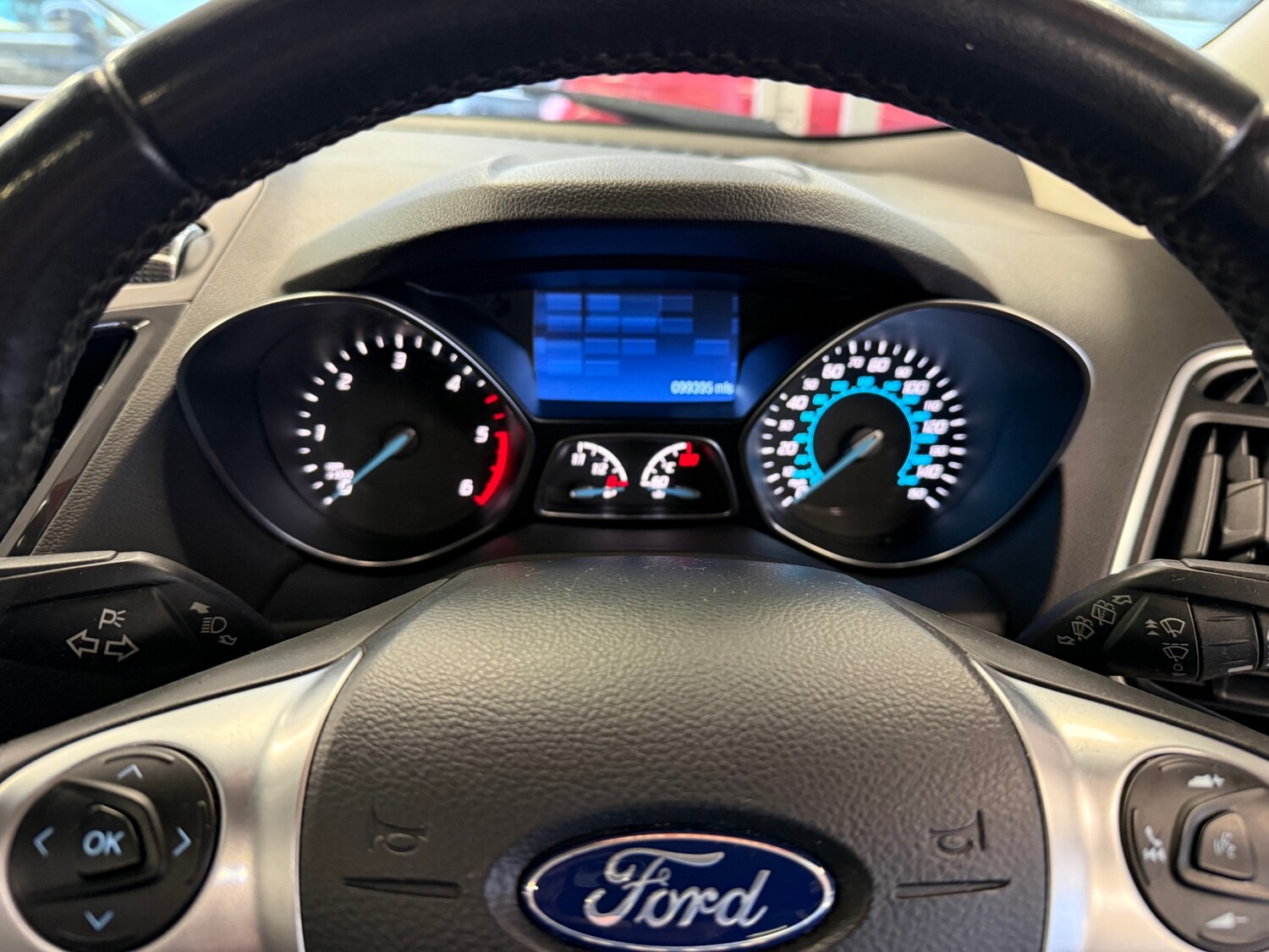 Used Ford Kuga 2015 for sale - 77475316: Photo 29