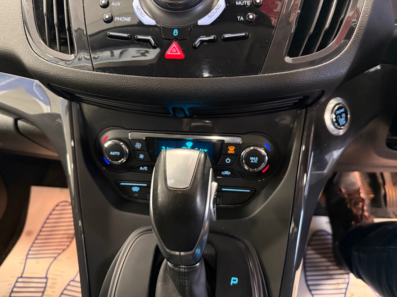 Used Ford Kuga 2015 for sale - 77475316: Photo 30