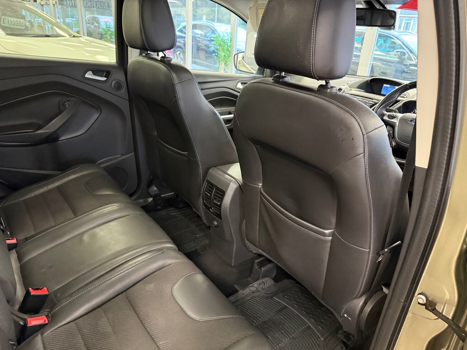 Used Ford Kuga 2015 for sale - 77475316: Photo 33