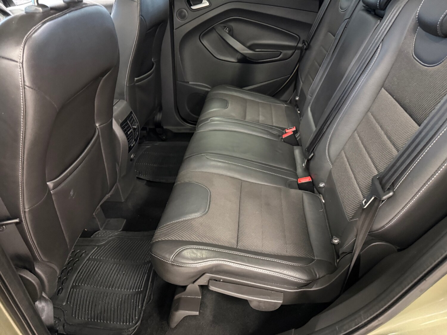 Used Ford Kuga 2015 for sale - 77475316: Photo 38