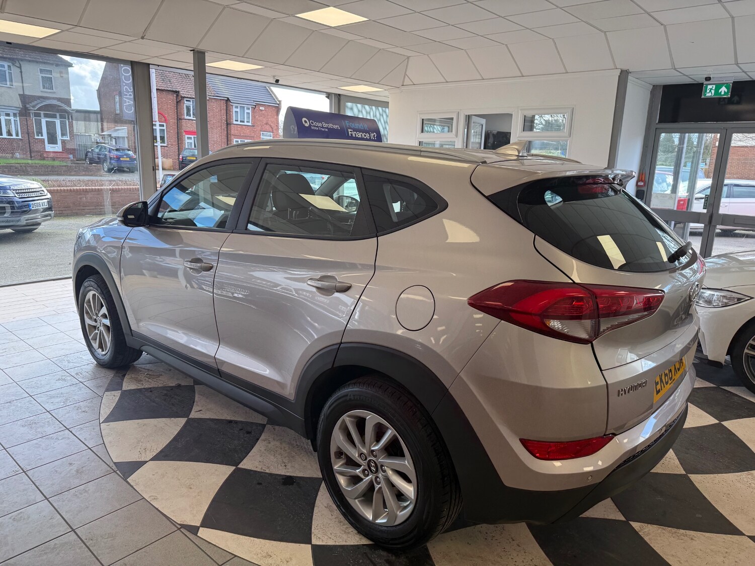 Used Hyundai TUCSON 2016 for sale - 77889227: Photo 6