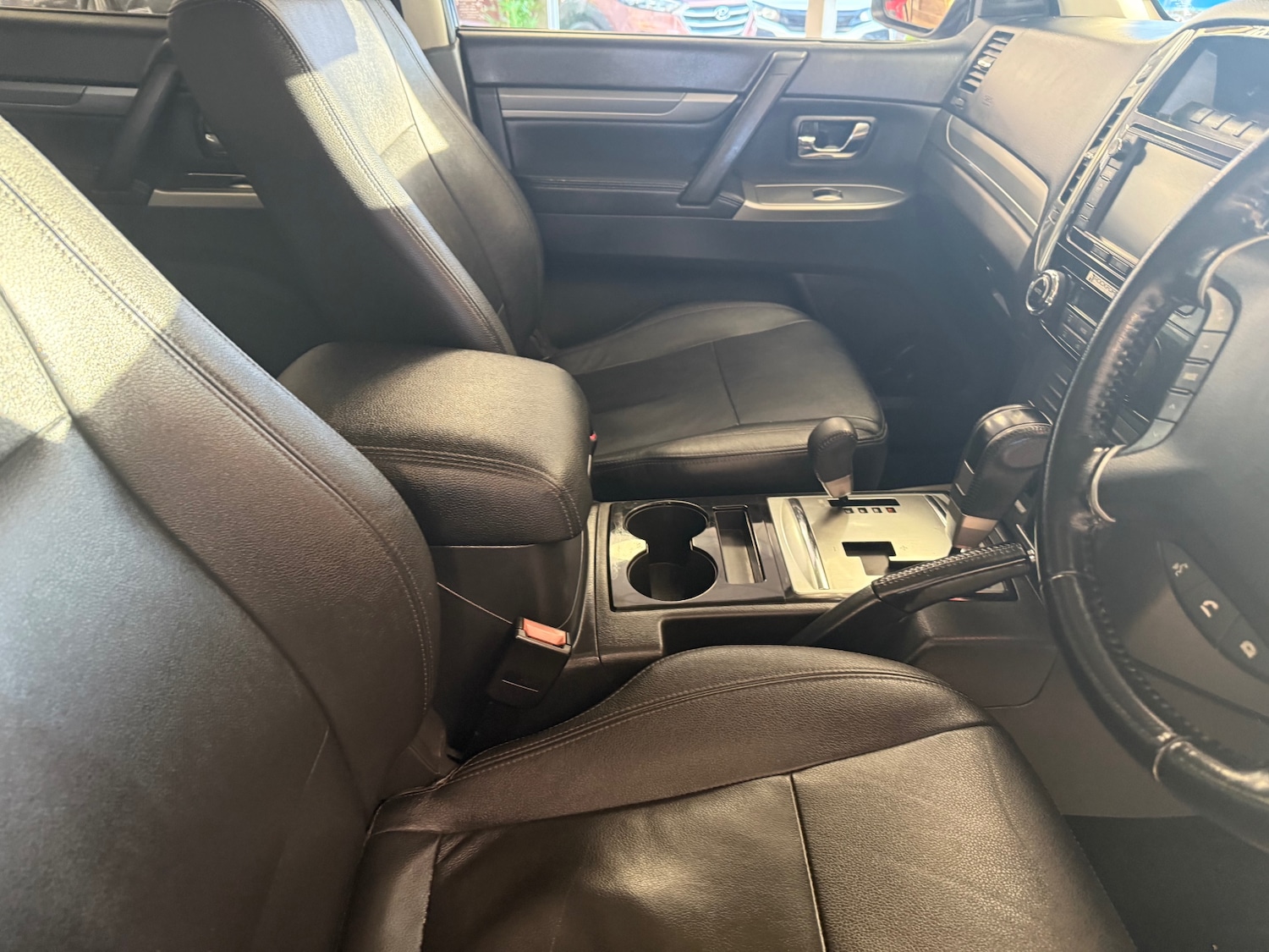 Used Mitsubishi Shogun 2016 for sale - 77086586: Photo 26