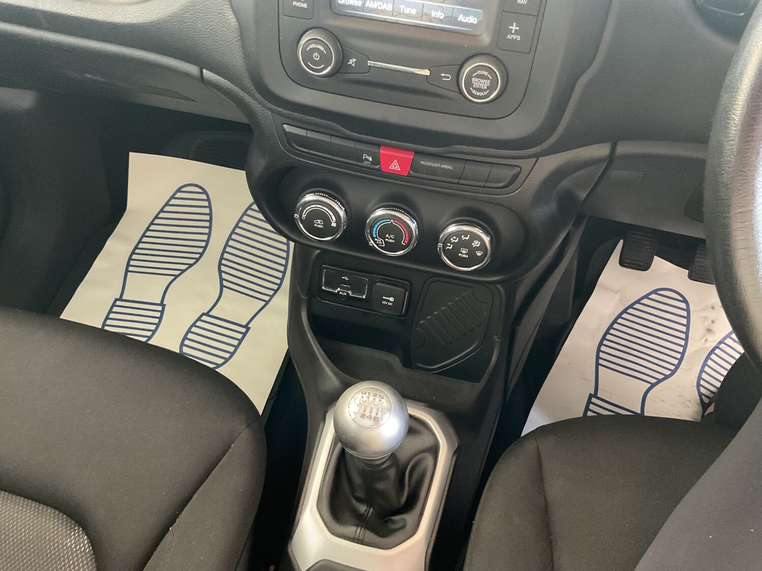 Used Jeep Renegade 2018 for sale - 76243869: Photo 13