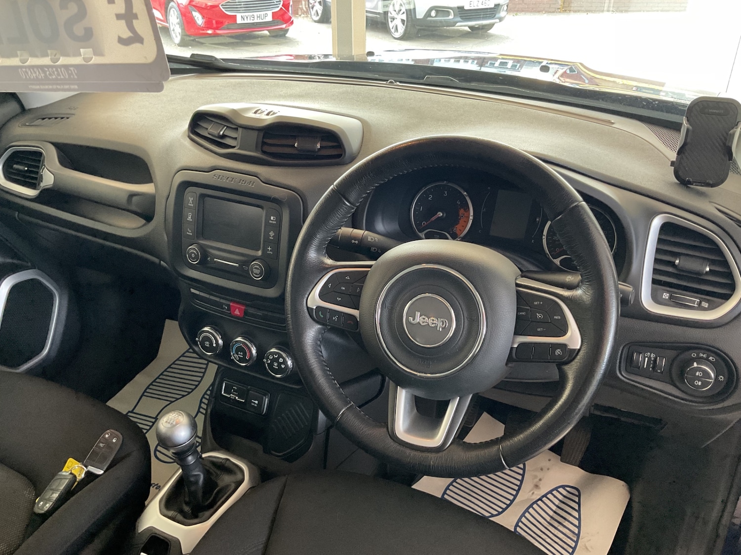 Used Jeep Renegade 2018 for sale - 76243869: Photo 9