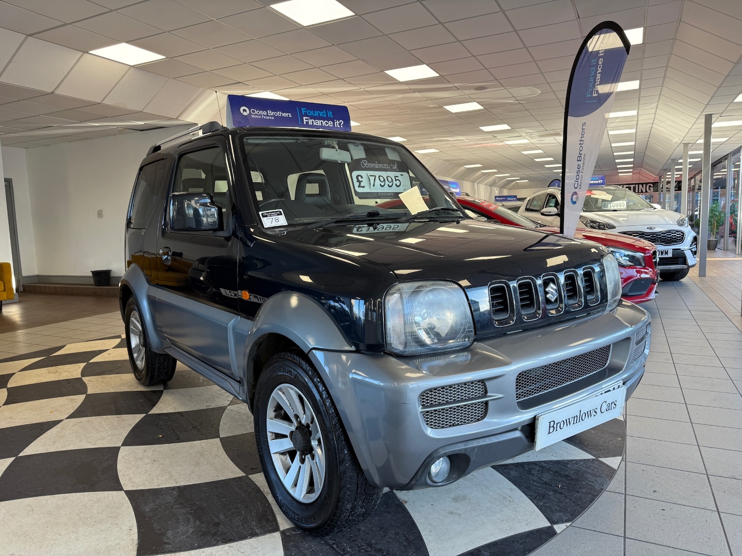 Used Suzuki Jimny 2010 for sale - 76638736: Photo 1