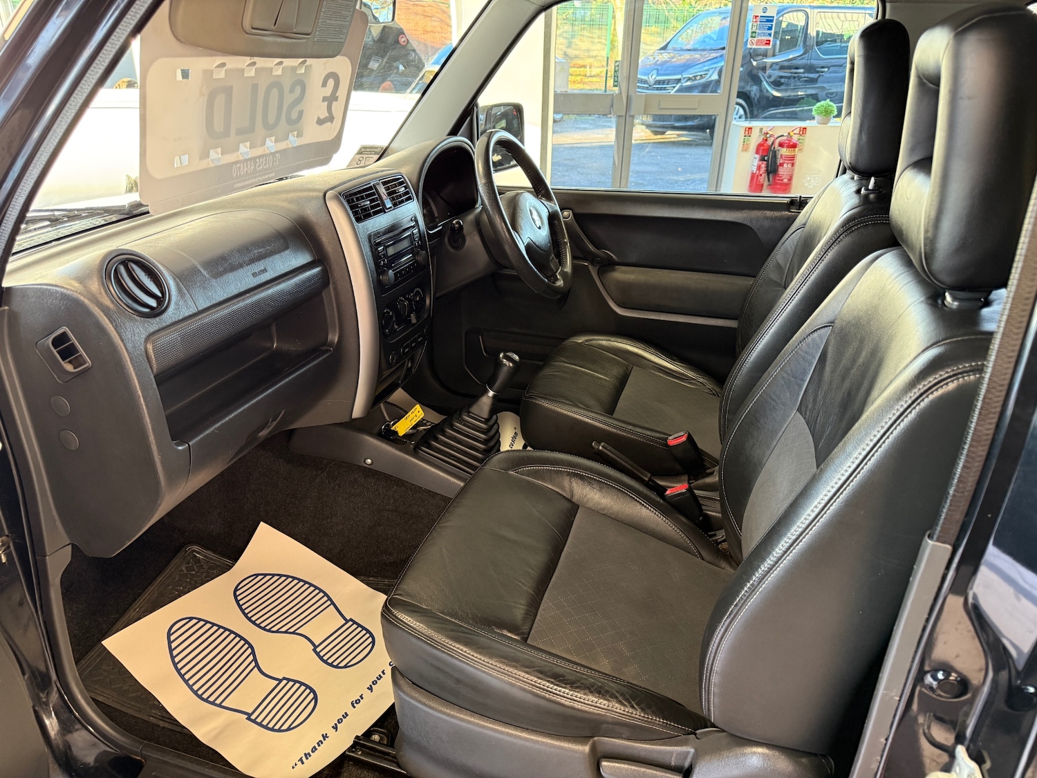 Used Suzuki Jimny 2010 for sale - 76638736: Photo 25