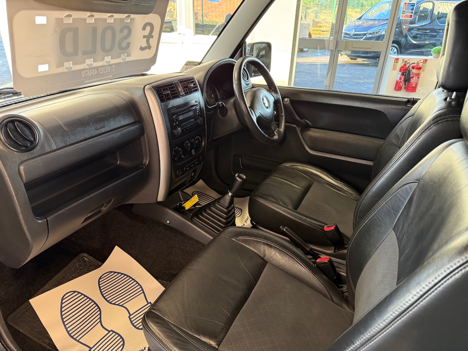 Used Suzuki Jimny 2010 for sale - 76638736: Photo 27