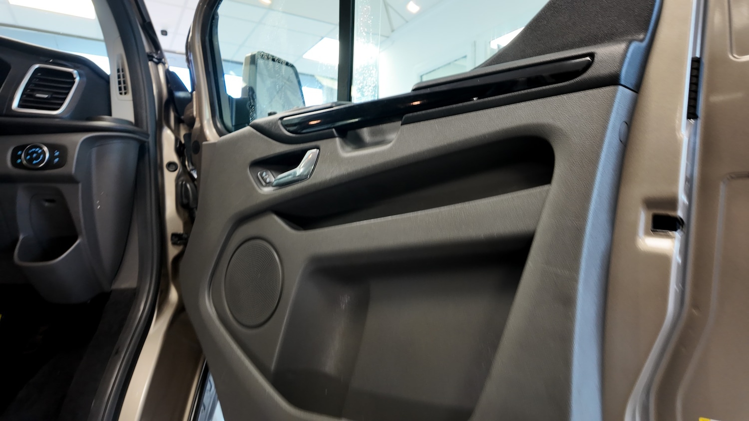Used Ford Transit Custom 2019 for sale - 76504314: Photo 17