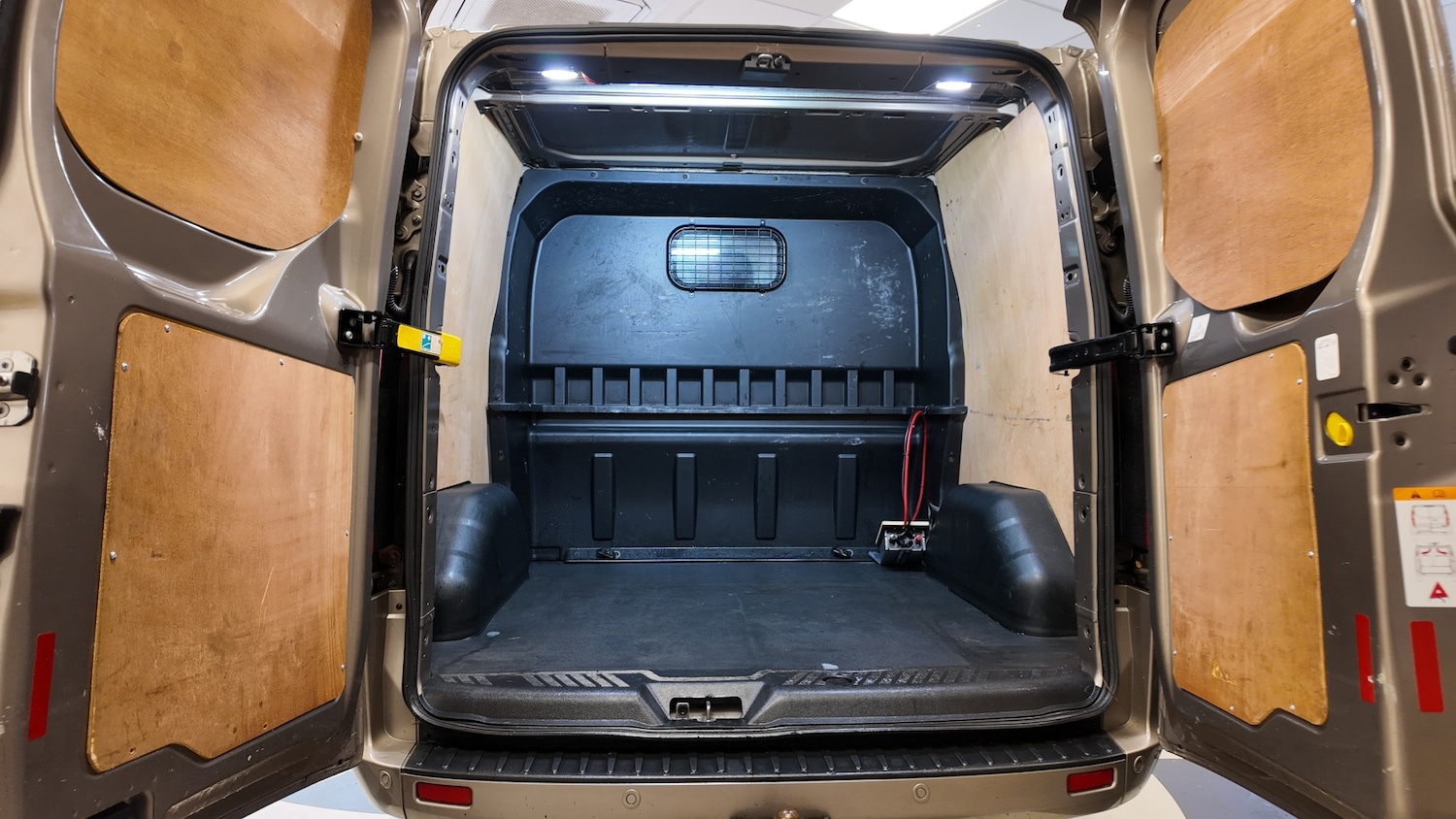 Used Ford Transit Custom 2019 for sale - 76504314: Photo 29