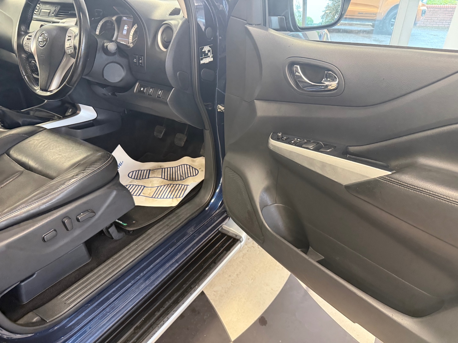 Used Nissan Navara 2020 for sale - 76157495: Photo 24