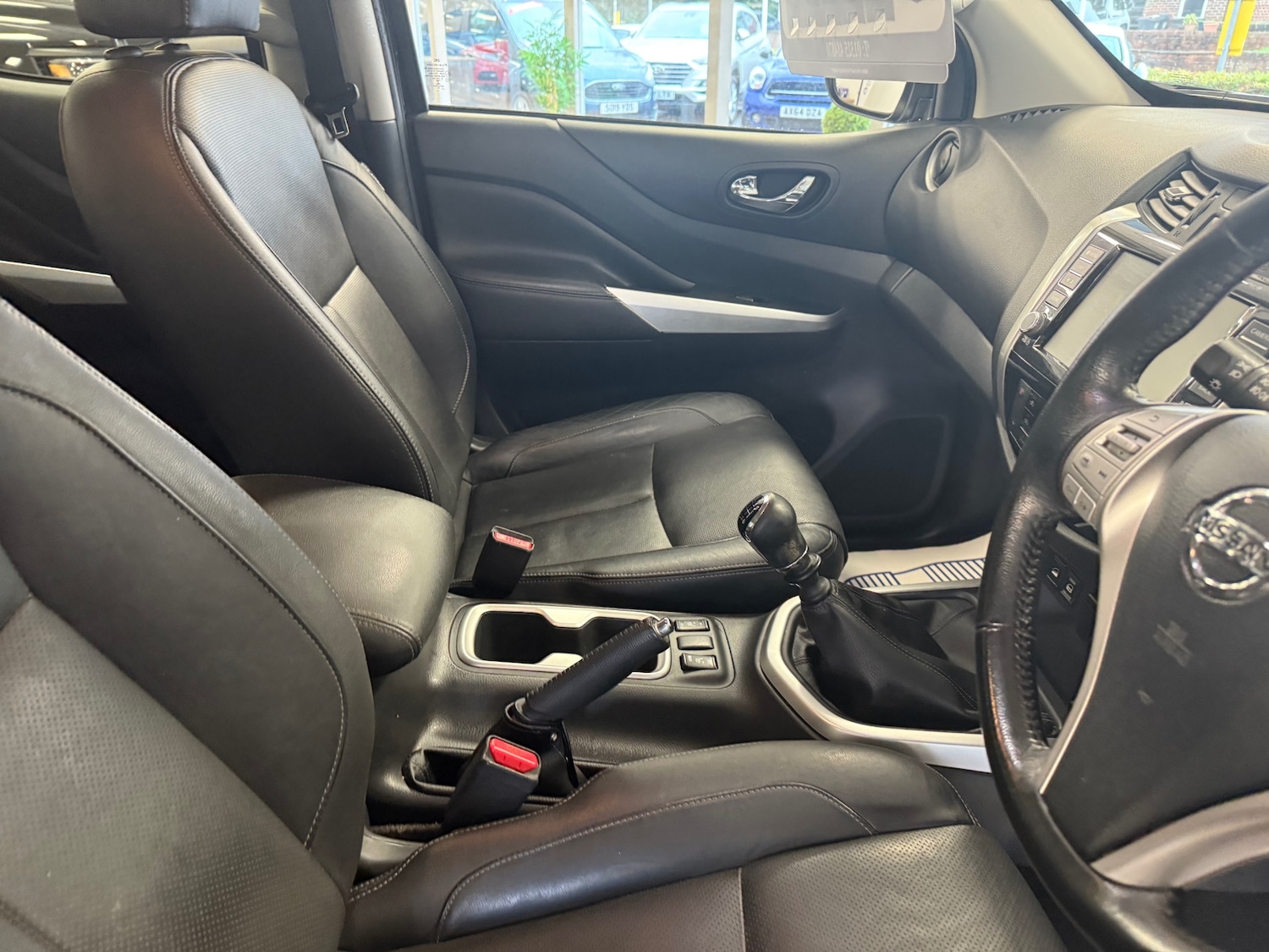 Used Nissan Navara 2020 for sale - 76157495: Photo 25