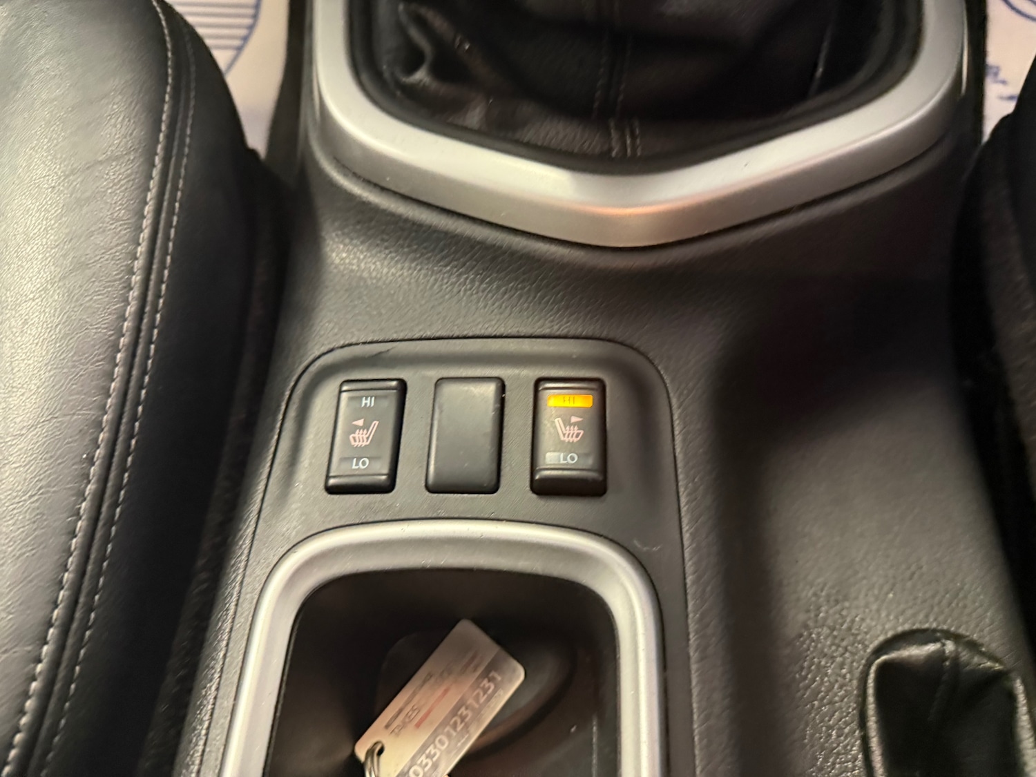 Used Nissan Navara 2020 for sale - 76157495: Photo 32