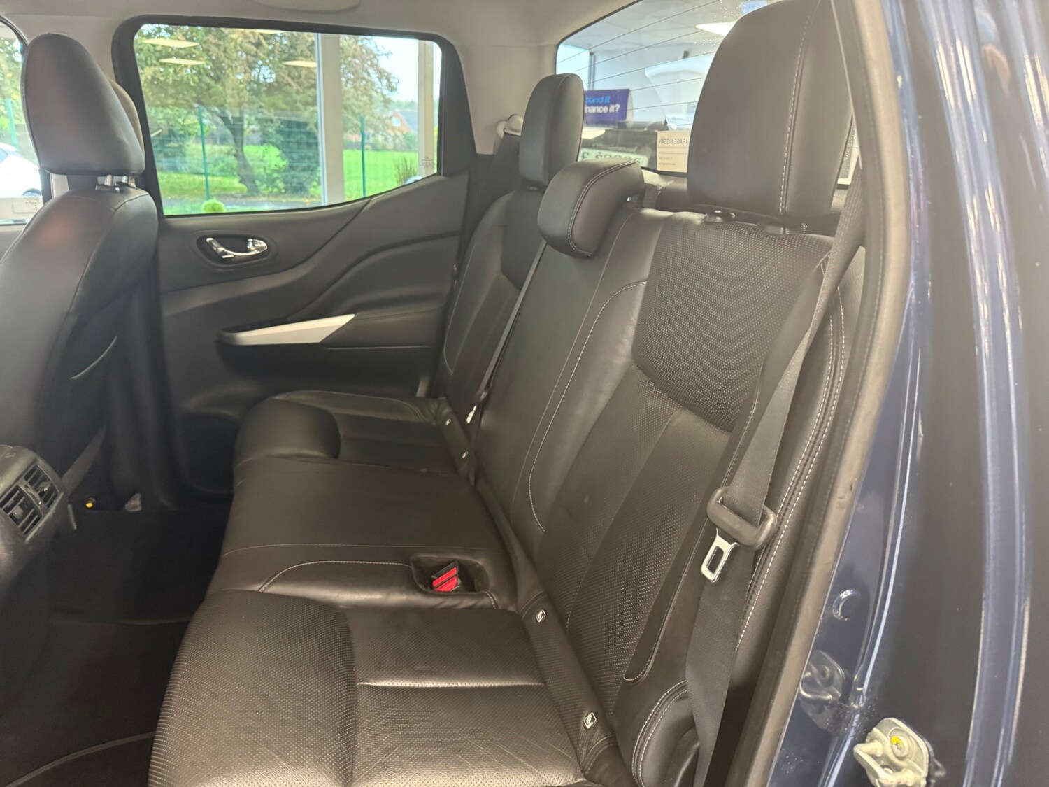 Used Nissan Navara 2020 for sale - 76157495: Photo 41