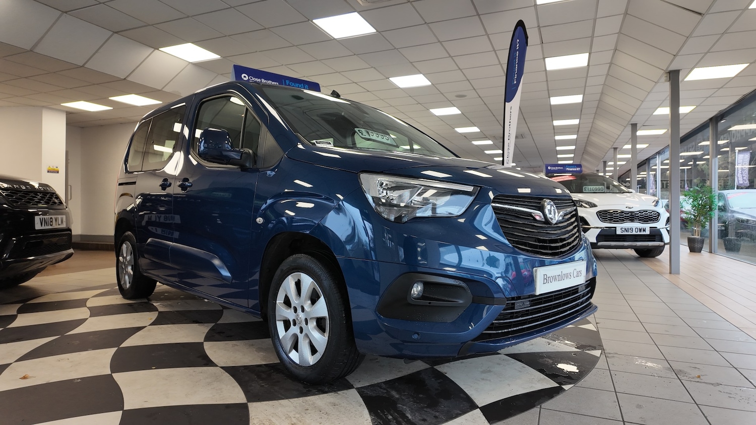 Used Vauxhall Combo Life 2019 for sale - 76565568: Photo 1